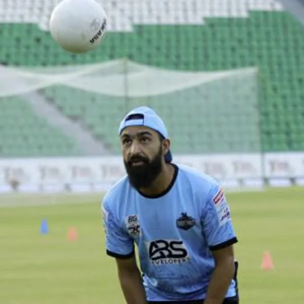Sajjad Ali Hashmi portrait in Abbottabad Region warm-up shirt