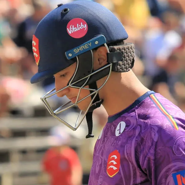 Robin Das portrait in Essex T20 Blast playing shirt