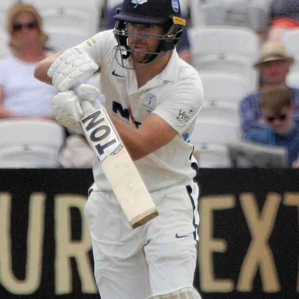 Dawid Malan portrait in Yorkshire County Championship playing shirt and helmet