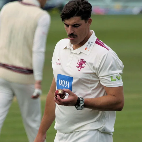 Marchant de Lange portrait in Somerset County Championship playing shirt