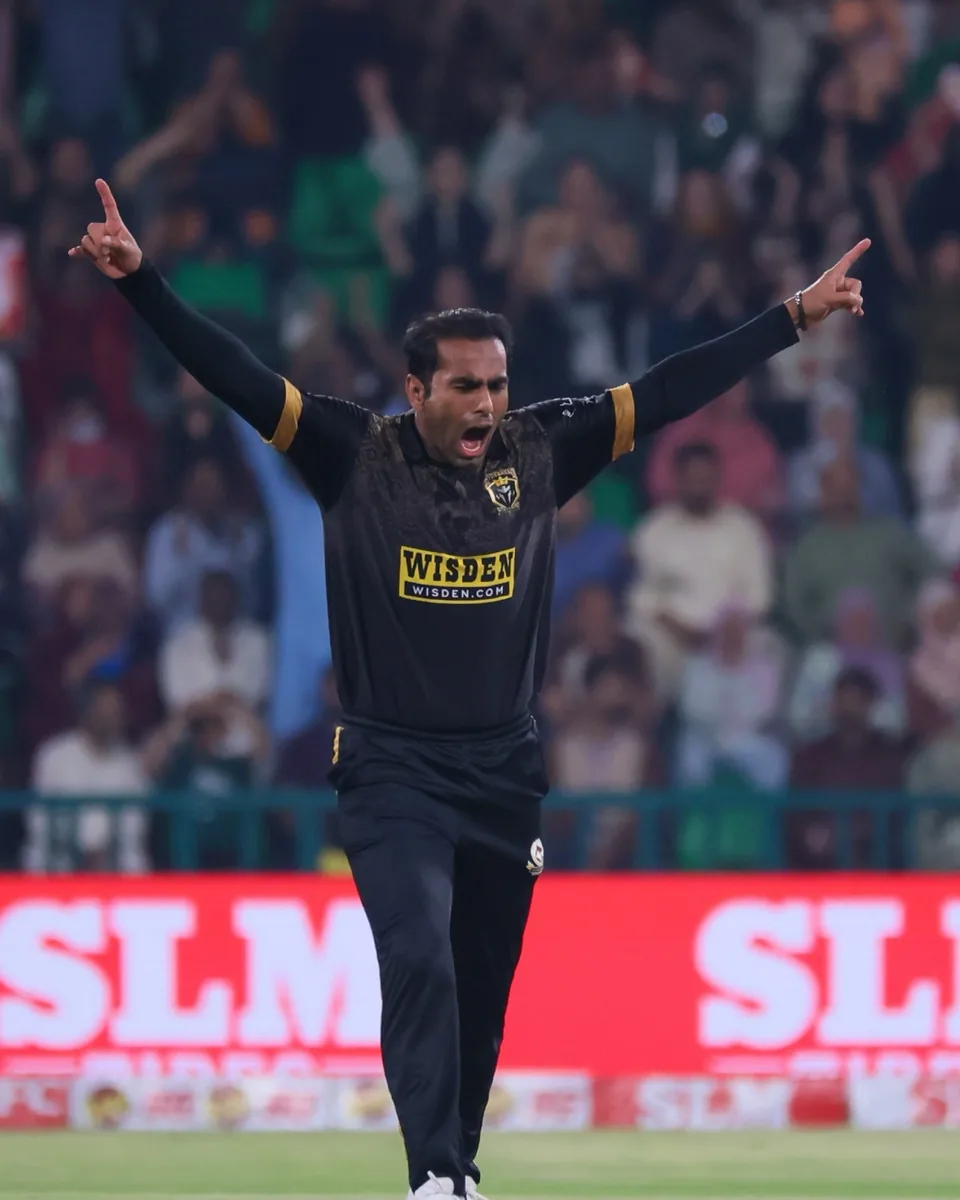 Mohammad Ali portrait in Official Hyderabad Kingsmen HBL PSL 11 playing shirt