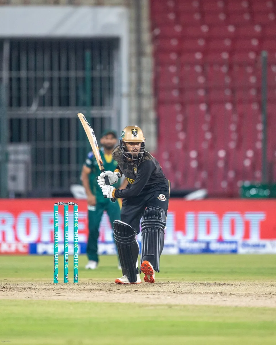 Usman Khan portrait in Official Hyderabad Kingsmen HBL PSL 11 playing shirt