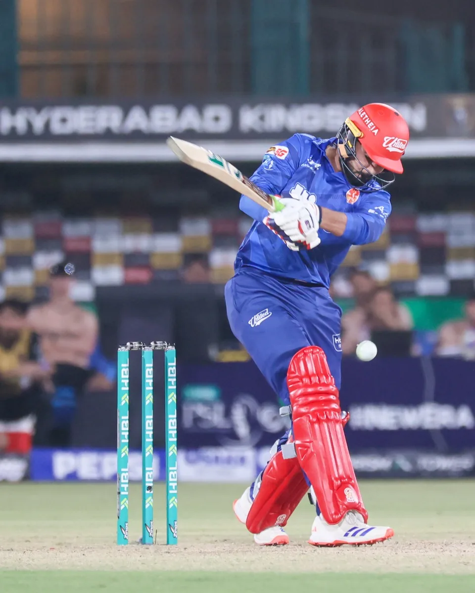 Faheem Ashraf portrait in Official Islamabad United HBL PSL 11 alternate playing shirt