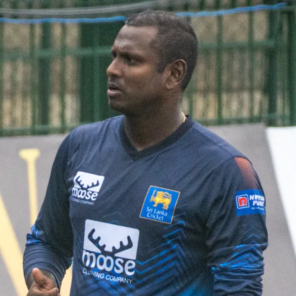 Angelo Mathews portrait in Sri Lanka national team training shirt