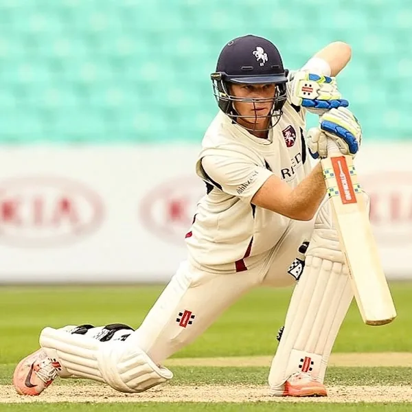 Sam Billings portrait in Kent County Championship playing shirt