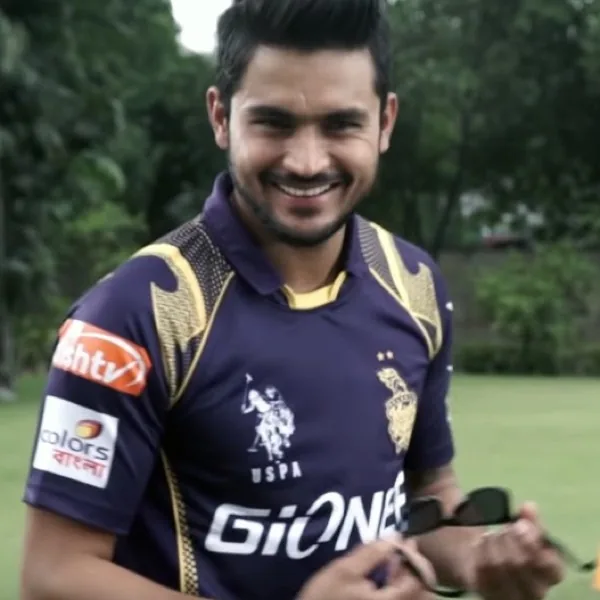 Manish Pandey portrait in Kolkata Knight Riders playing shirt