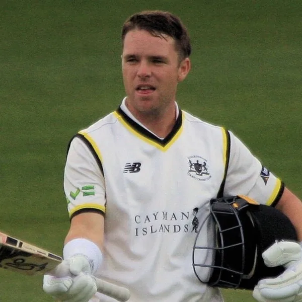 Marcus Harris portrait in Gloucestershire County Championship batting shirt
