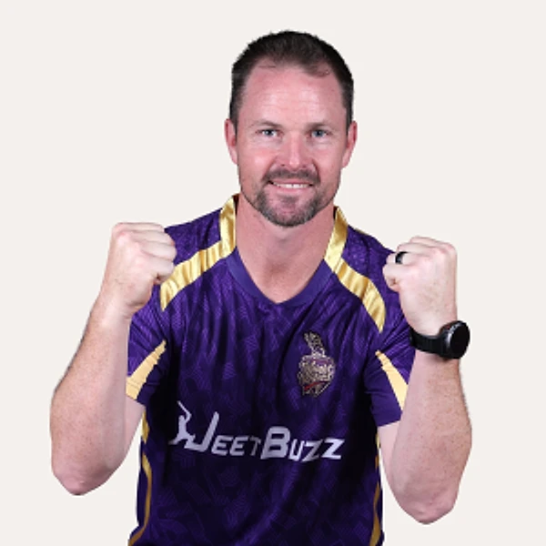 Colin Munro portrait in Official Los Angeles Knight Riders 2026 squad shirt