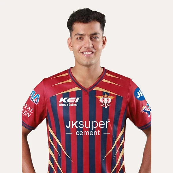 Arshin Kulkarni portrait in Official Lucknow Super Giants squad shirt