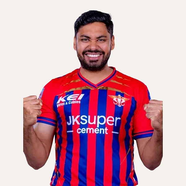 Avesh Khan portrait in Official Lucknow Super Giants squad shirt