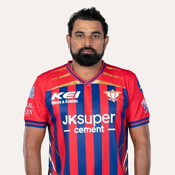 Mohammed Shami portrait in Official Lucknow Super Giants squad shirt
