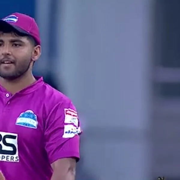 Moheer Saeed portrait in Official Multan Region National T20 shirt