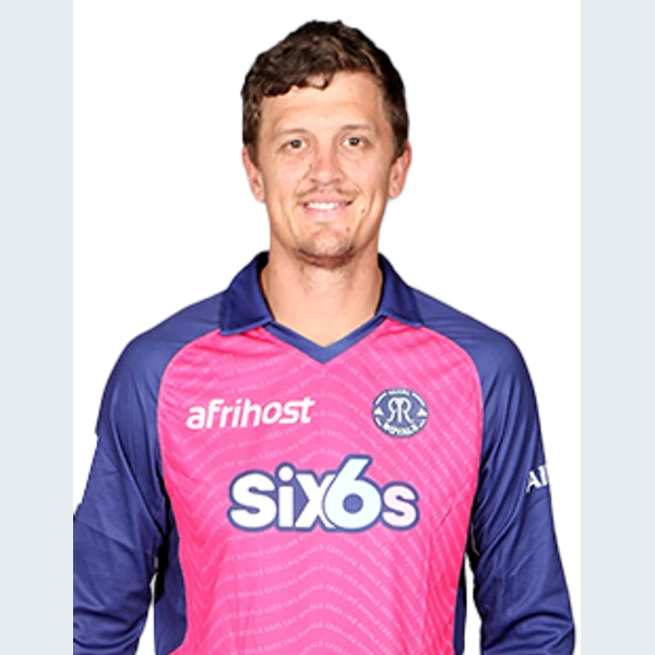 Wihan Lubbe portrait in Official Paarl Royals squad shirt