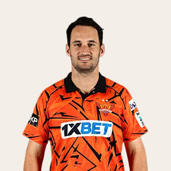 Lewis Gregory portrait in Official Sunrisers Eastern Cape squad shirt
