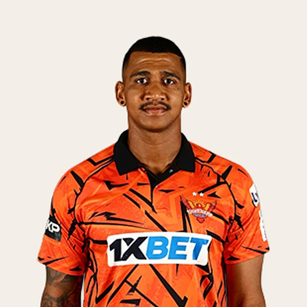 Patrick Kruger portrait in Official Sunrisers Eastern Cape squad shirt