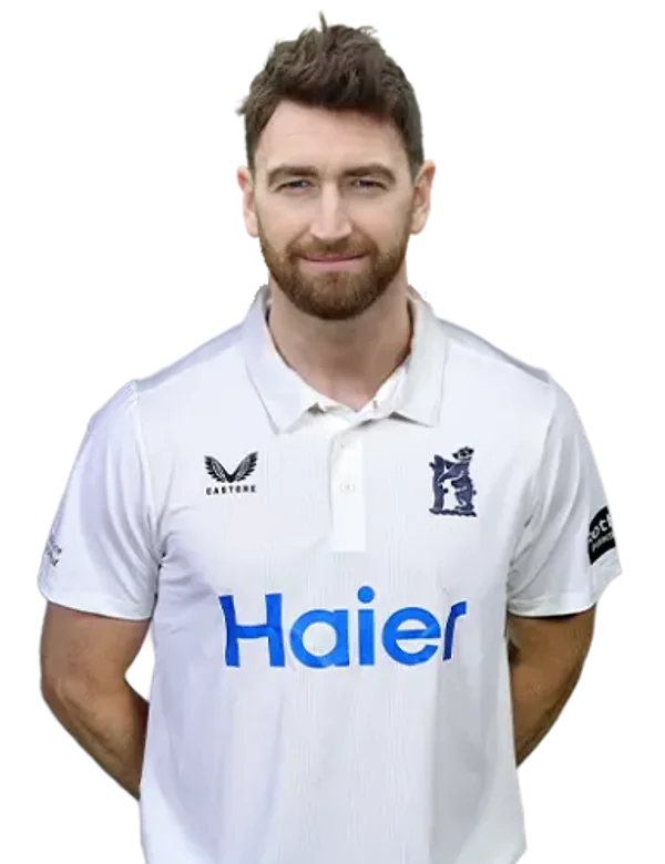 Richard Gleeson portrait in Official Warwickshire men's squad shirt
