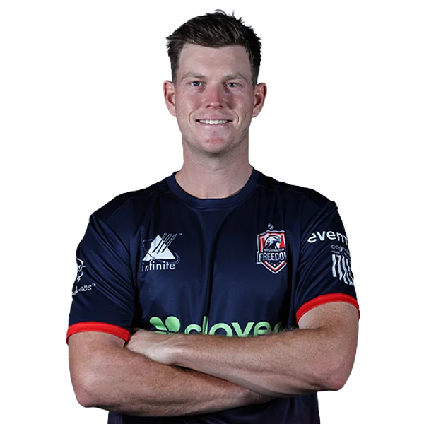 Mitchell Owen portrait in Official Washington Freedom squad shirt